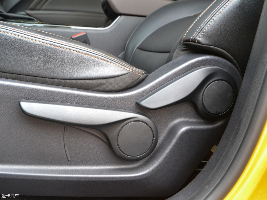 2017GS3 200T Ԅ(dng)A