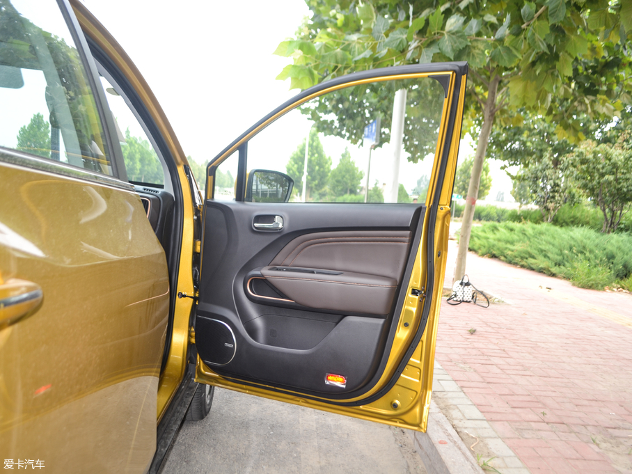 2017GS3 200T Ԅ(dng)A