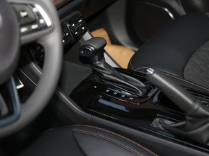 2017150N Ԅ(dng)Ӣ QU