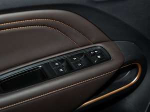 2017200T ԄӺA п؅^