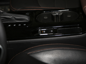 2017200T ԄӺA п؅^