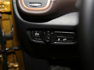 2017200T ԄӺA п؅^