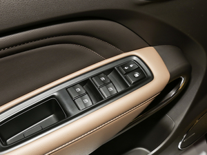 2017200T ԄF {܇ƅ^(q)	