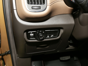 2017200T ԄF п؅^(q)