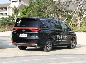2018款320T 尊贵版 整体外观