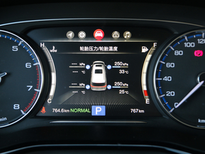 2018款320T 尊贵版 中控区
