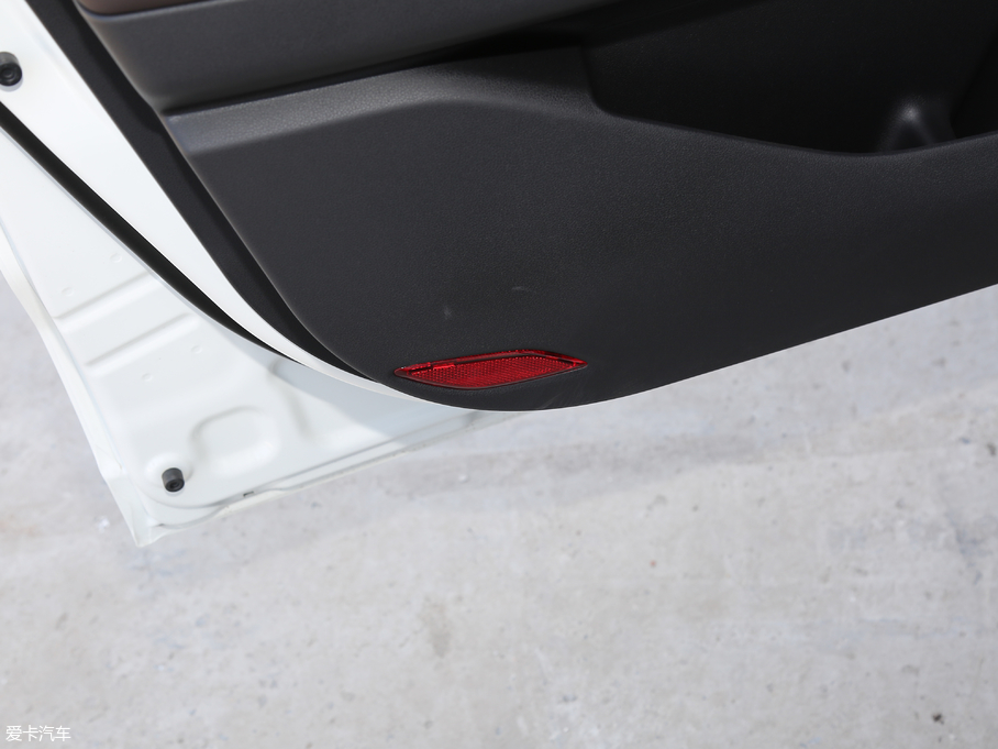 2018�����GS4 235T �ԄӃ�򌾫Ӣ��