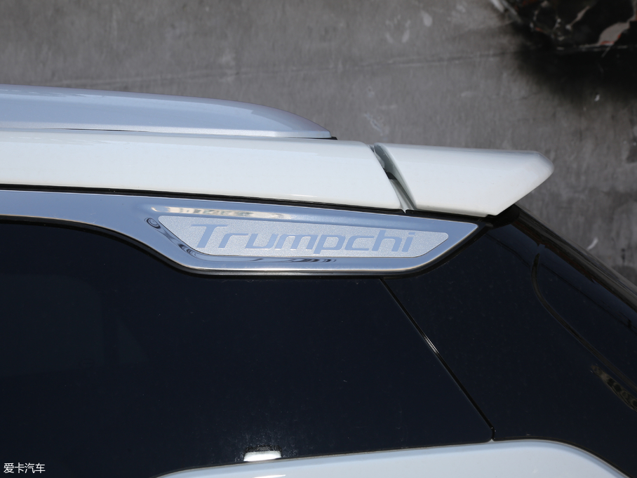 2018�����GS4 235T �ԄӃ�򌾫Ӣ��