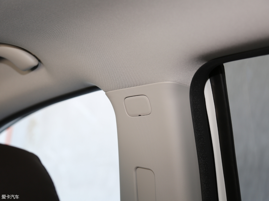 2018�����GS4 235T �ԄӃ�򌾫Ӣ��