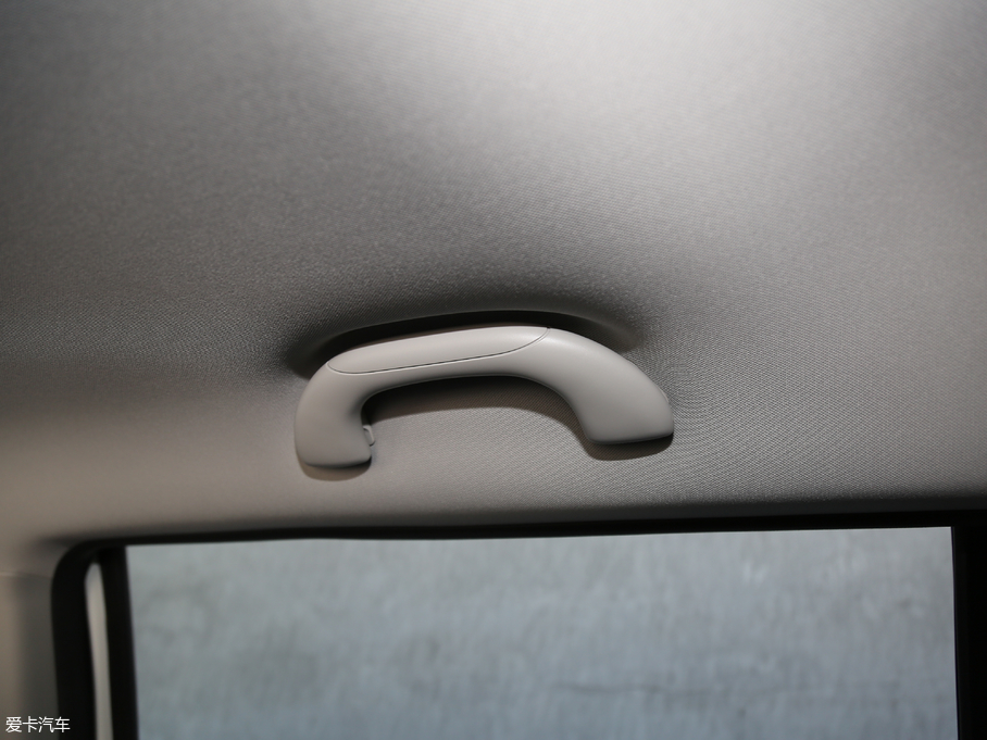 2018�����GS4 235T �ԄӃ�򌾫Ӣ��