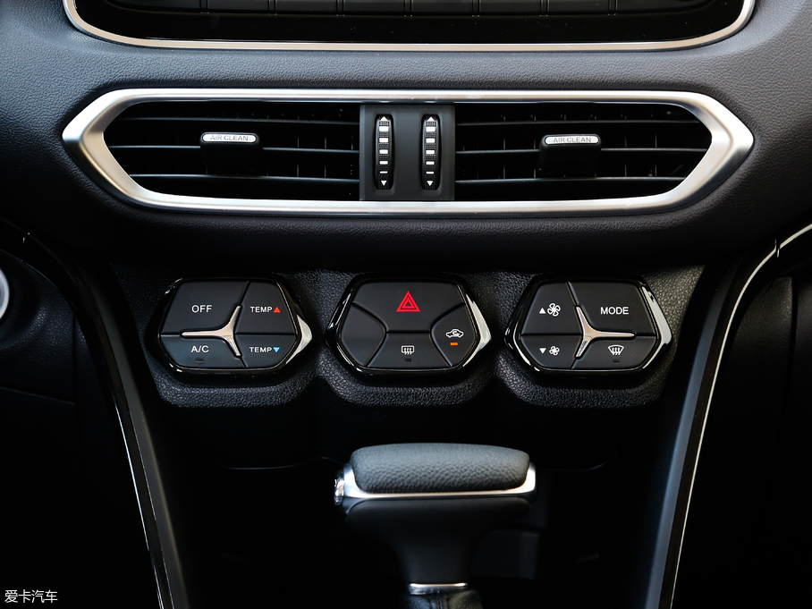 2018�����GS4 235T �ԄӃ�򌾫Ӣ��