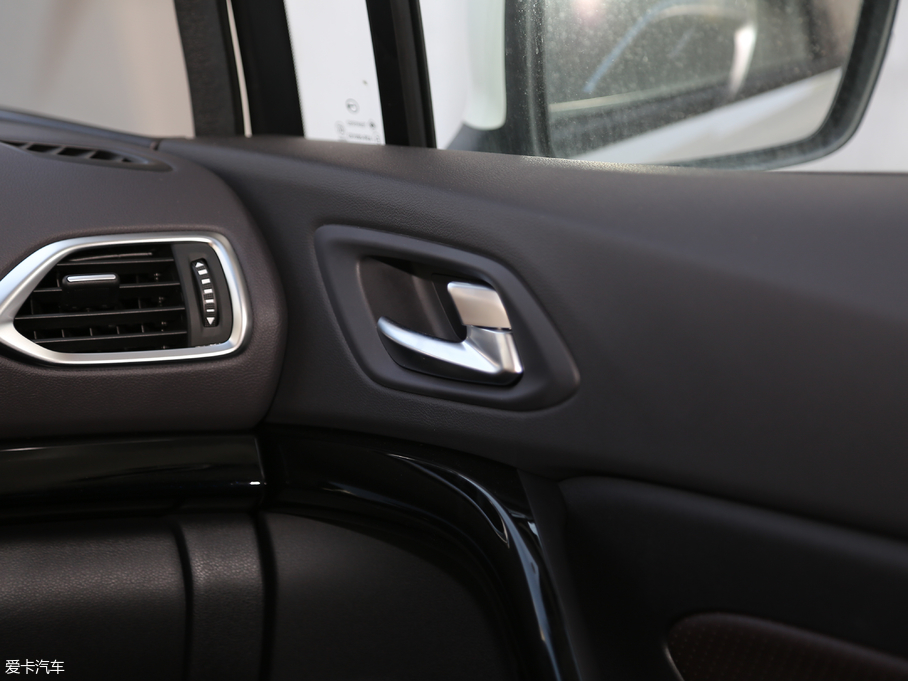 2018�����GS4 235T �Ԅ�(d��ng)���(q��)��Ӣ��