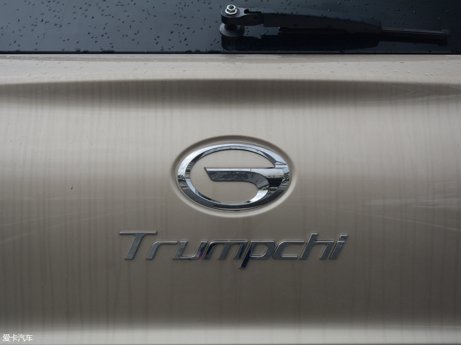 2018GS4 235T ԄӃA