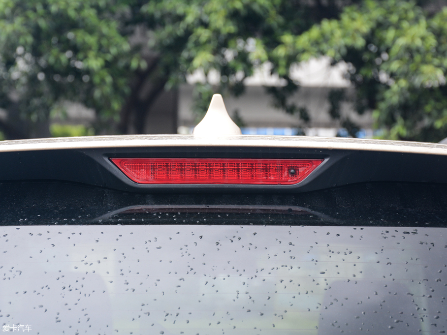 2018GS4 235T ԄӃA