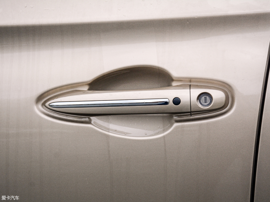 2018GS4 235T ԄӃA