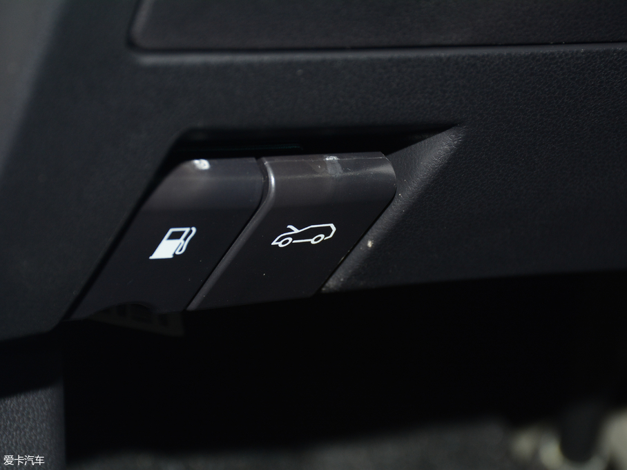 2018GS4 235T ԄӃA