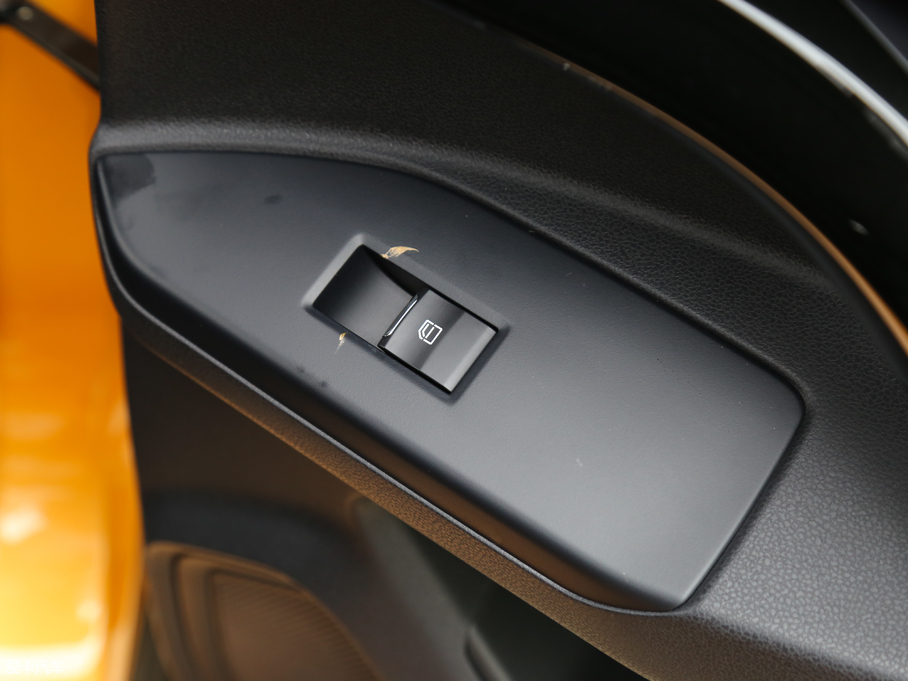 2018GS4 200T G-DCT (q)Ӣ