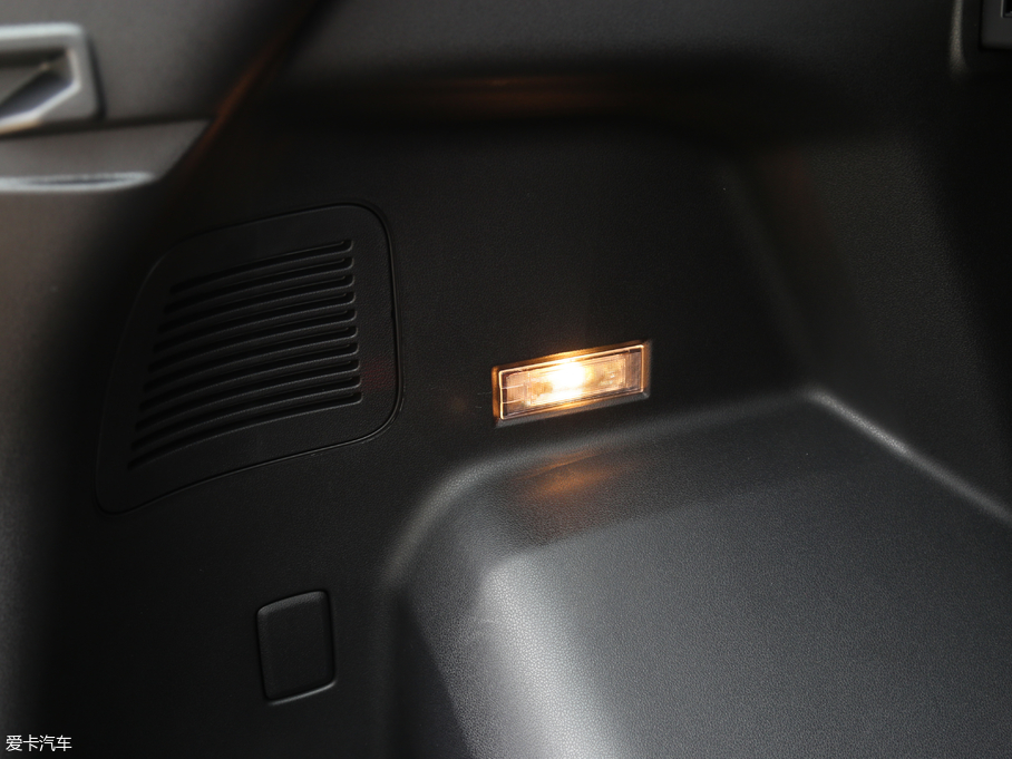 2018GS4 200T G-DCT 򌾫Ӣ