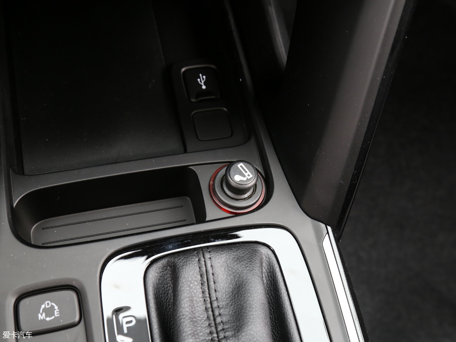 2018GS4 200T G-DCT 򌾫Ӣ