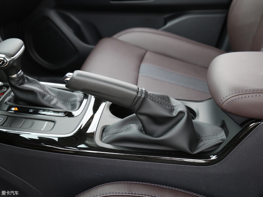 2018GS4 200T G-DCT 򌾫Ӣ