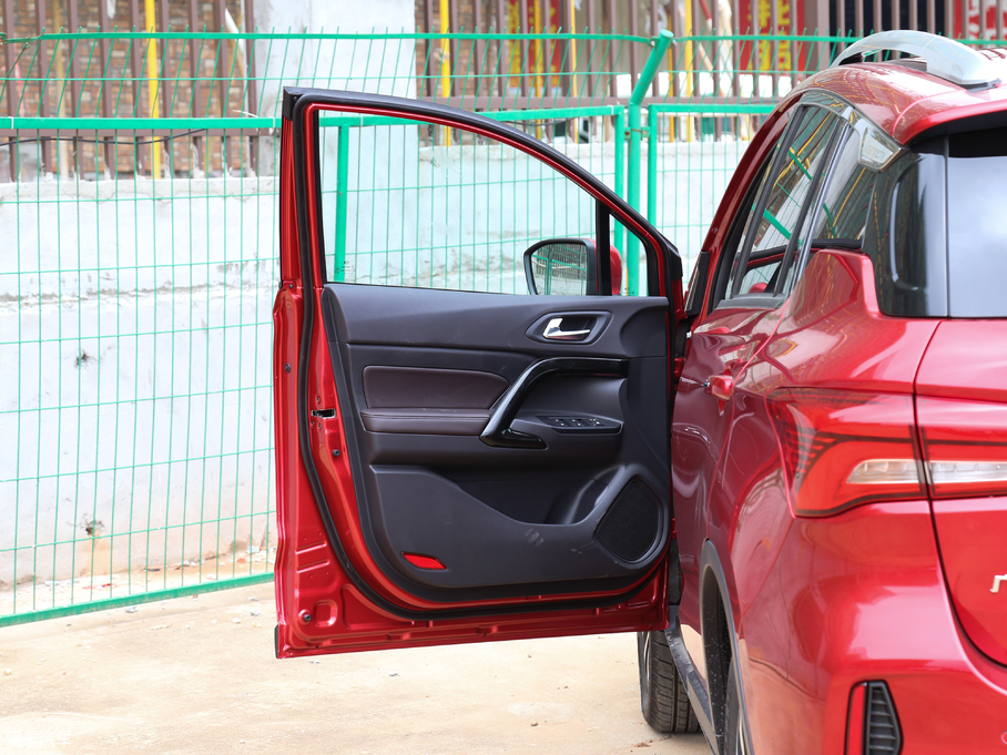 2018�����GS4 235T �ԄӃ�򌾫Ӣ��