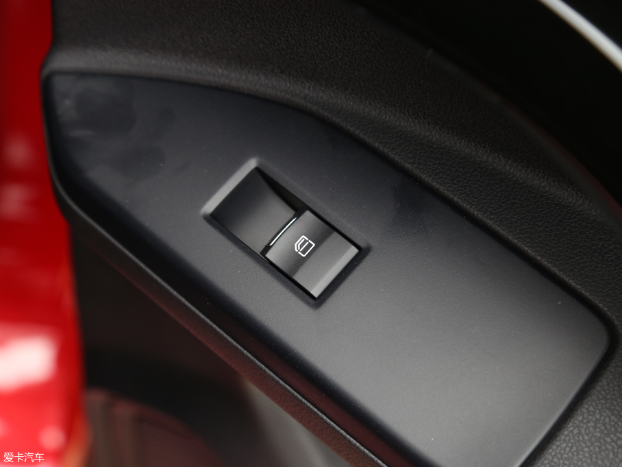 2018GS4 235T ԄӃ򌾫Ӣ