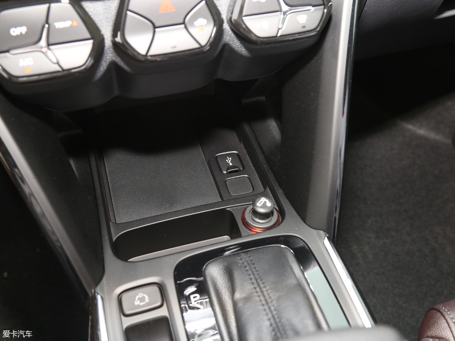 2018�����GS4 235T �ԄӃ�򌾫Ӣ��