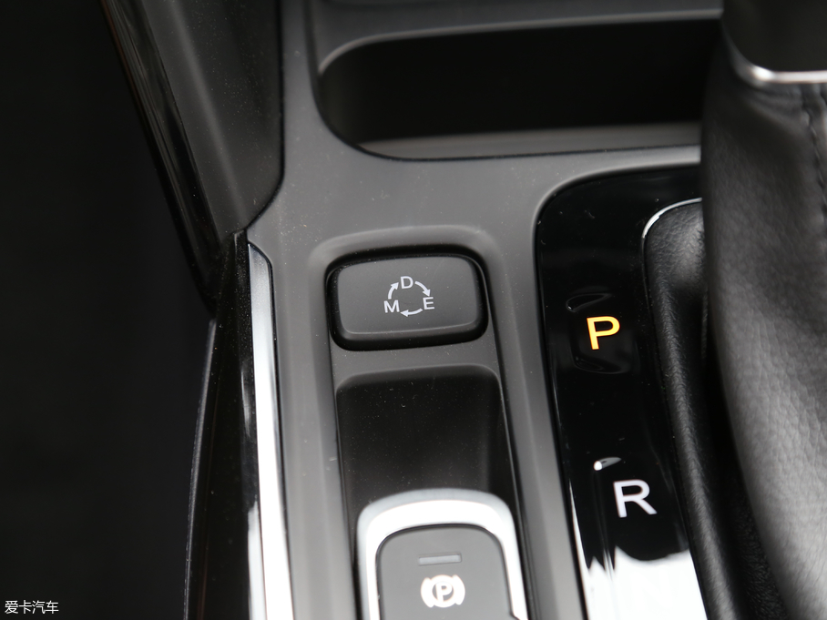 2018�����GS4 235T �ԄӃ��(q��)��Ӣ��