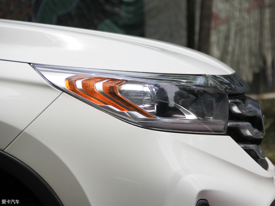 2018GS4 235T ԄӃA