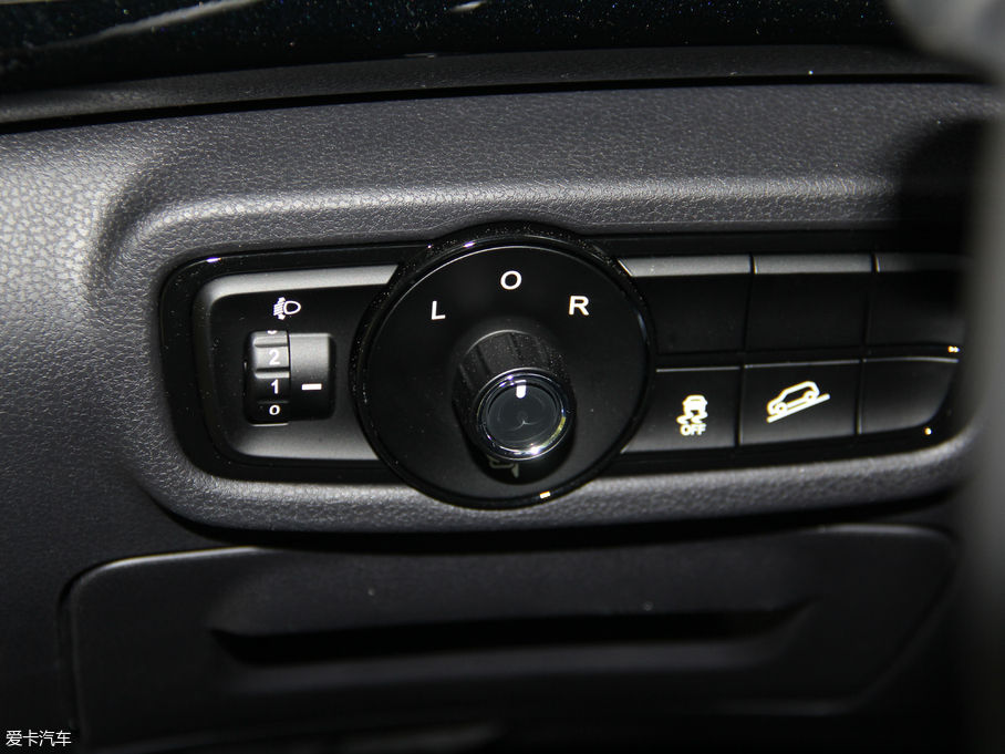 2018GS4 235T ԄӃA