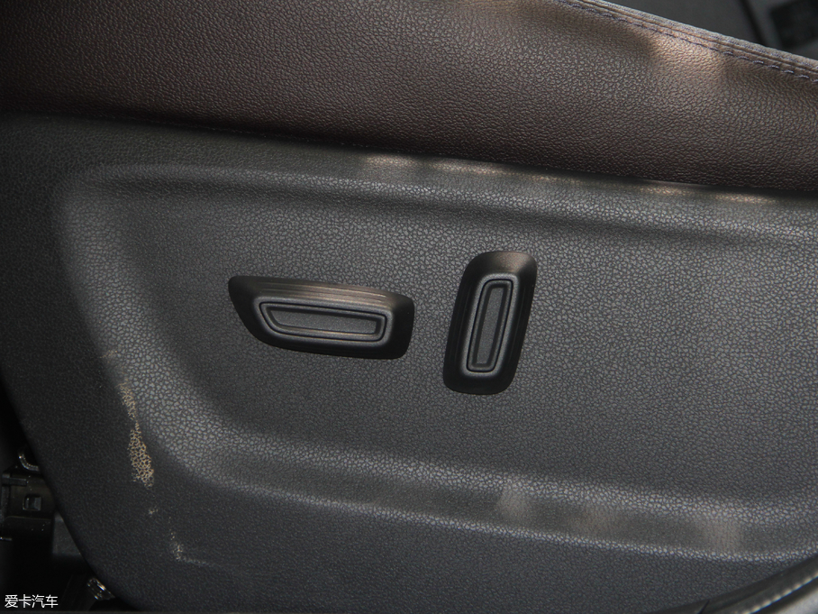 2018GS4 235T ԄӃA