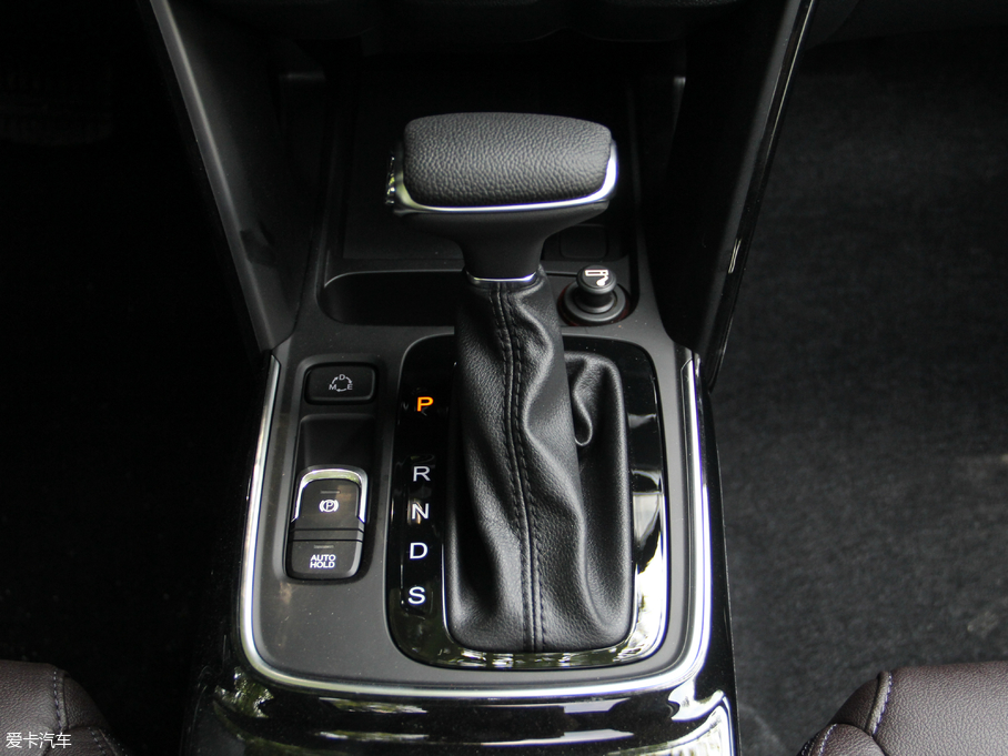 2018GS4 235T ԄӃA