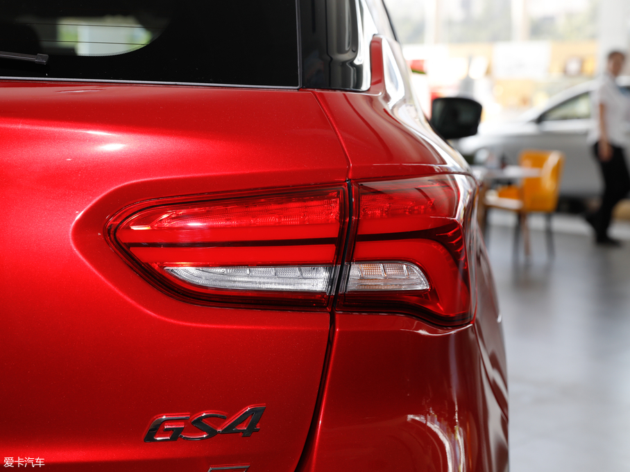 2018GS4 235T ԄӃA