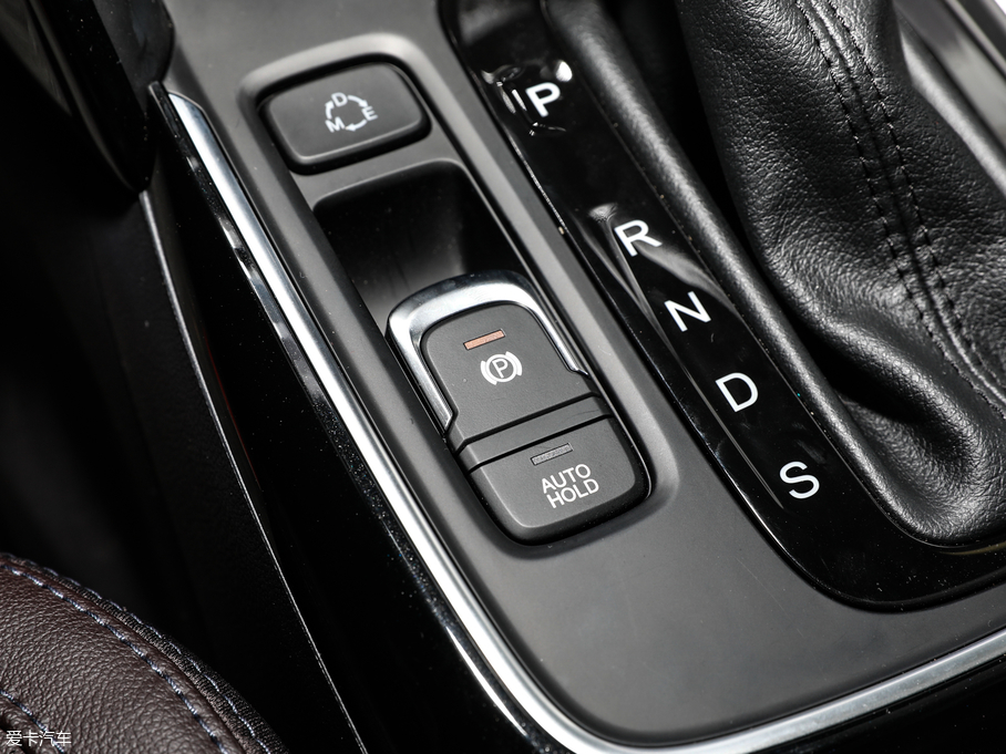 2018GS4 235T ԄӃA