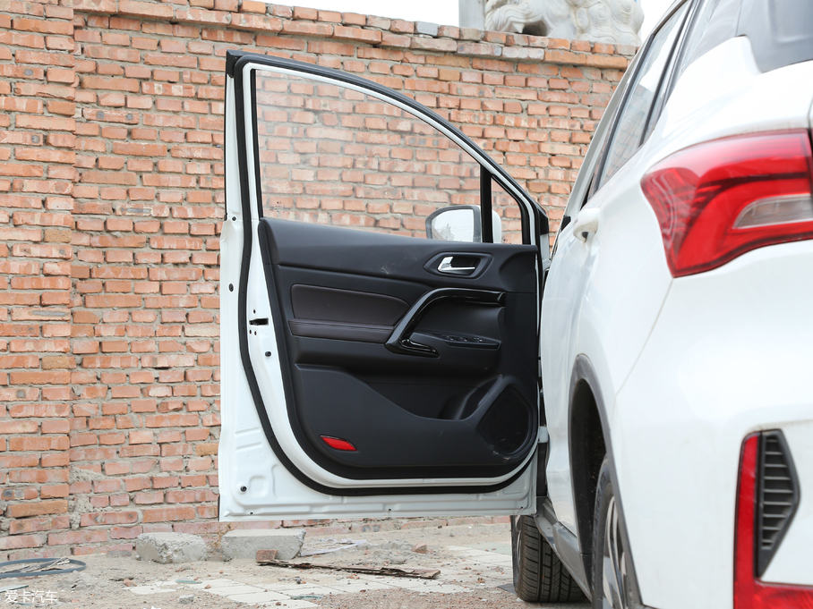 2018GS4 235T քӃ򌾫Ӣ