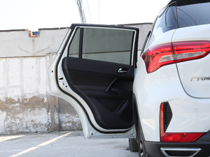 2018235T ԄӃ򌾫Ӣ ܇T