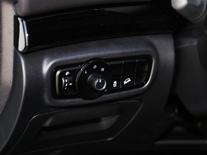 2018235T ԄӃ򌾫Ӣ п؅^