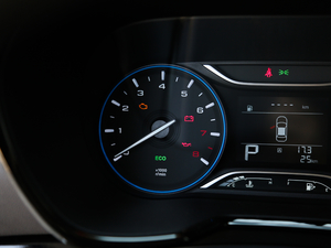 2018235T ԄӃ򌾫Ӣ п؅^