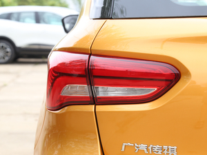 2018200T G-DCT 򌾫Ӣ ^