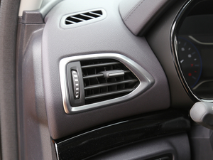 2018200T G-DCT (q)Ӣ g