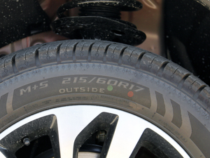 2018235T ԄӃ򌾫Ӣ ݆̥ߴ