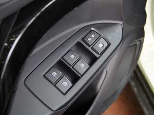 2018235T ԄӃA {܇ƅ^	