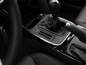 2018235T քӃ򌾫Ӣ п؅^