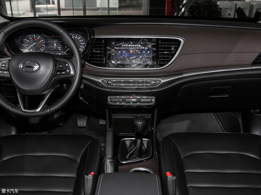 2018�����GA4 200T �քӺ��A��