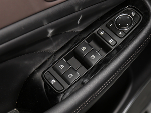 2018150N ք(dng) {܇ƅ^(q)	