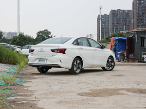 2018款200T 自动尊享版 整体外观