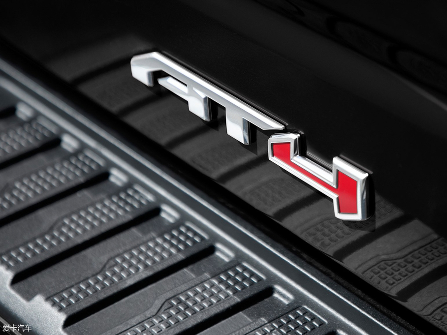 2019��SIERRA AT4