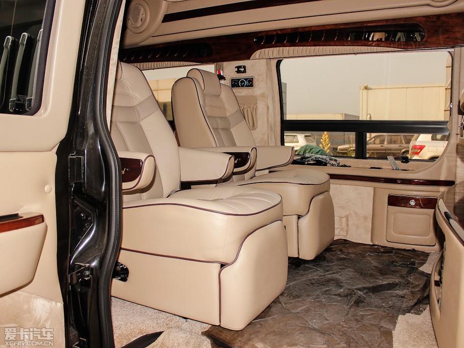  GMC商务之星 (进口)空间座椅