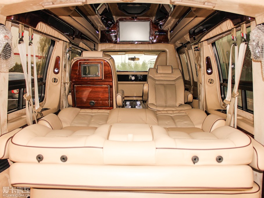  GMC商务之星 (进口)空间座椅