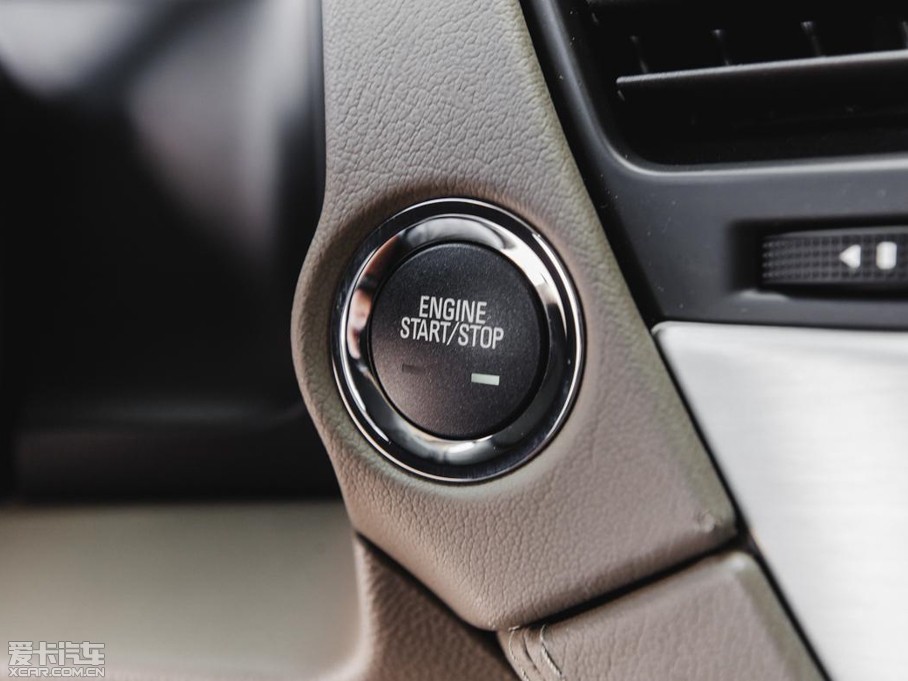 2015��Yukon SLT 4WD 